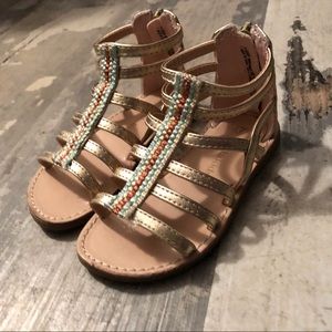 🎉HOST PICK!🎉toddler gold embroidered sandals
